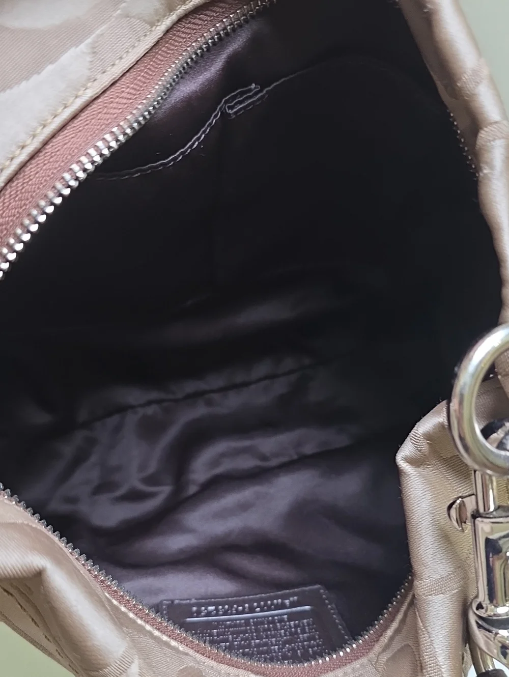 COACH F15250 Signature Khaki Fabric/Brown Leather Trim Carly Hobo GUC